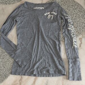 Aeropostale Charcoal top small